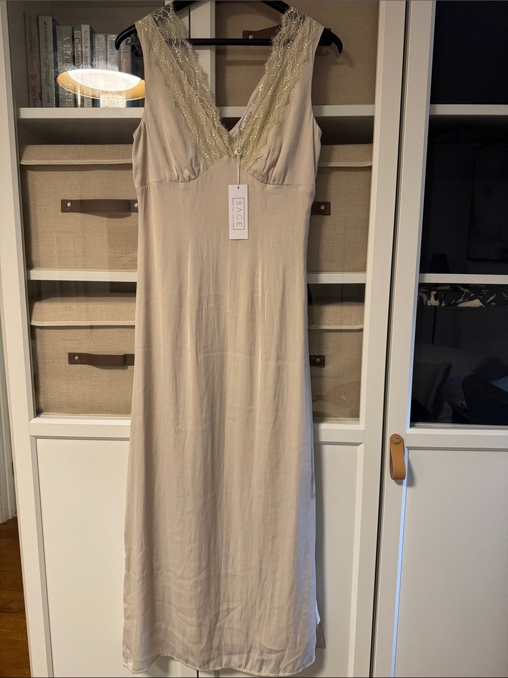 🆕 vintage-style lace maxi slip dress